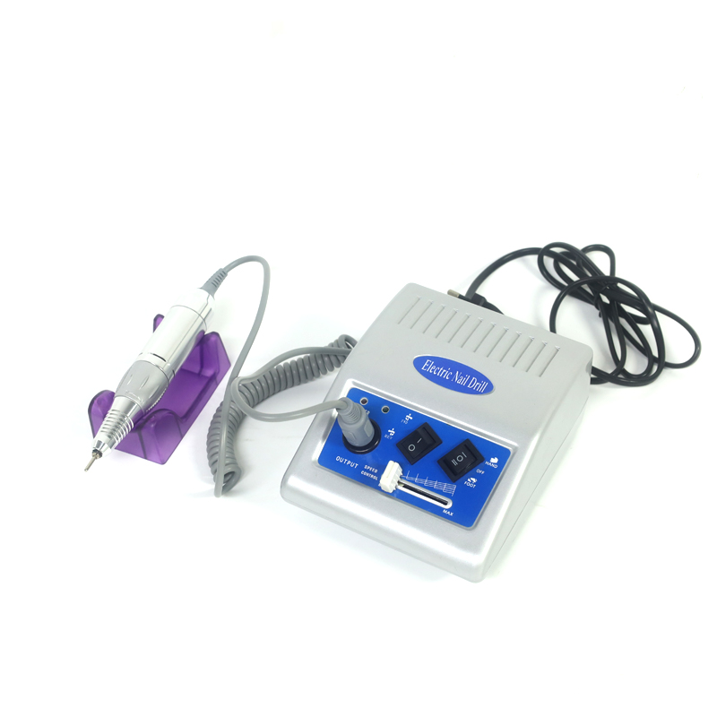 Pilica za nohte na nožni pogon